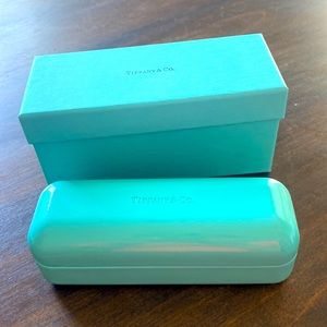 🎀 Tiffany & Co 🎀 sunglasses case